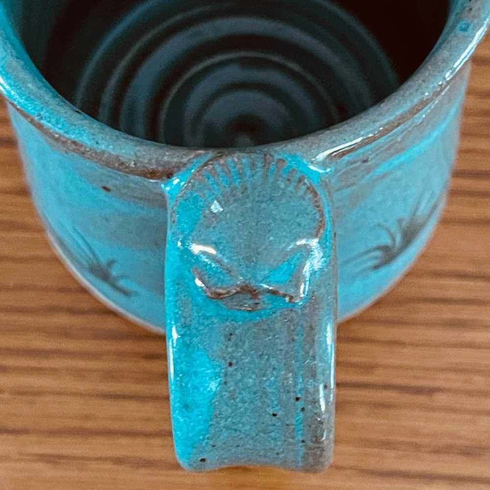 Vintage Sanibel Art Pottery Hand Painted Sandpiper made in the USA 4” H, 3.5” W - Picture 10 of 15